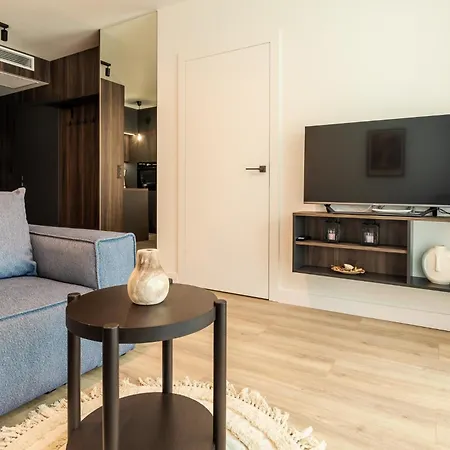 Rentplanet - Kras Appartement